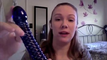 Icicles No. 29 Blue Wave G-Spot Sex Toy – How to Use a Glass Dildo