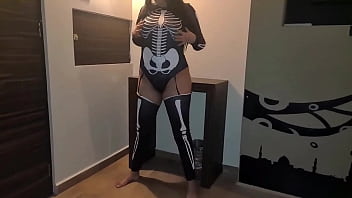 this is how halloween parties end up for this young slut. Sex after custom parties compilation